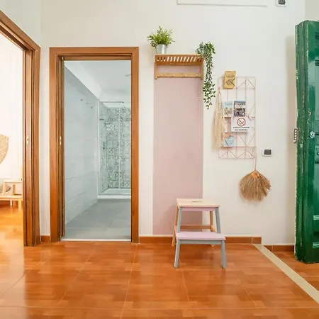 Casa Blin Dimora A Chiaia