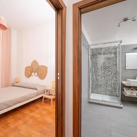 شقة Casa Blin Dimora A Chiaia نابولي